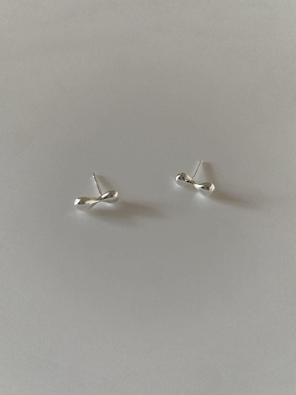 [92.5 silver] tong tong earring