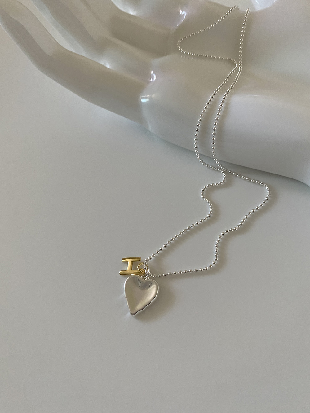 [92.5 silver] ugly heart necklace