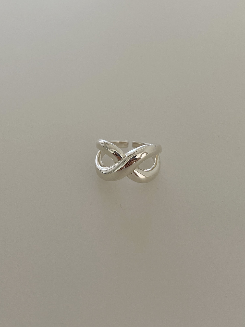 [92.5 silver] magnolia ring