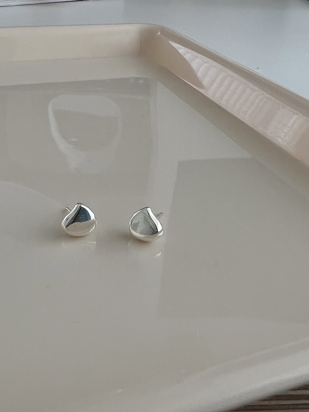 [92.5 silver] Kisses earring
