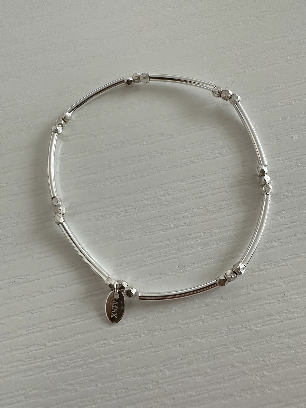 [made] Wire bracelet