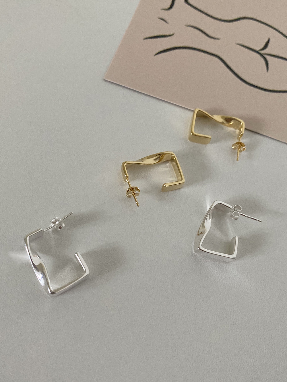 [92.5 silver] square twist earring (2color)