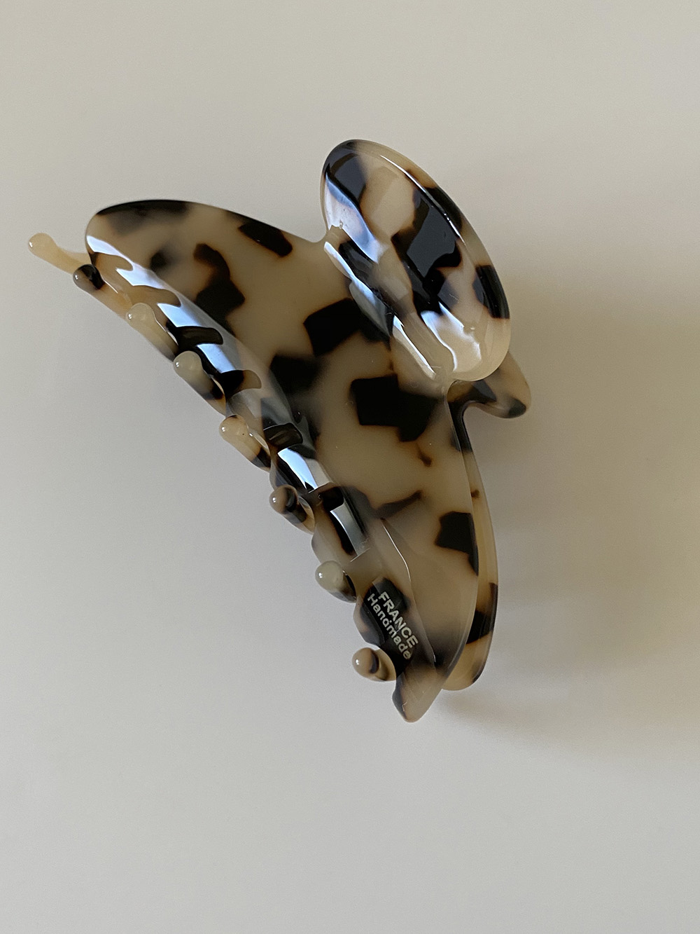 mild leopard hair-clip