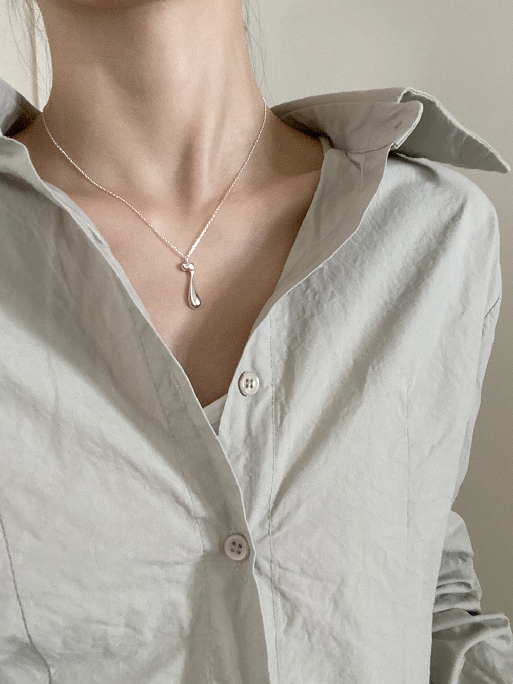 [92.5 silver] bat necklace