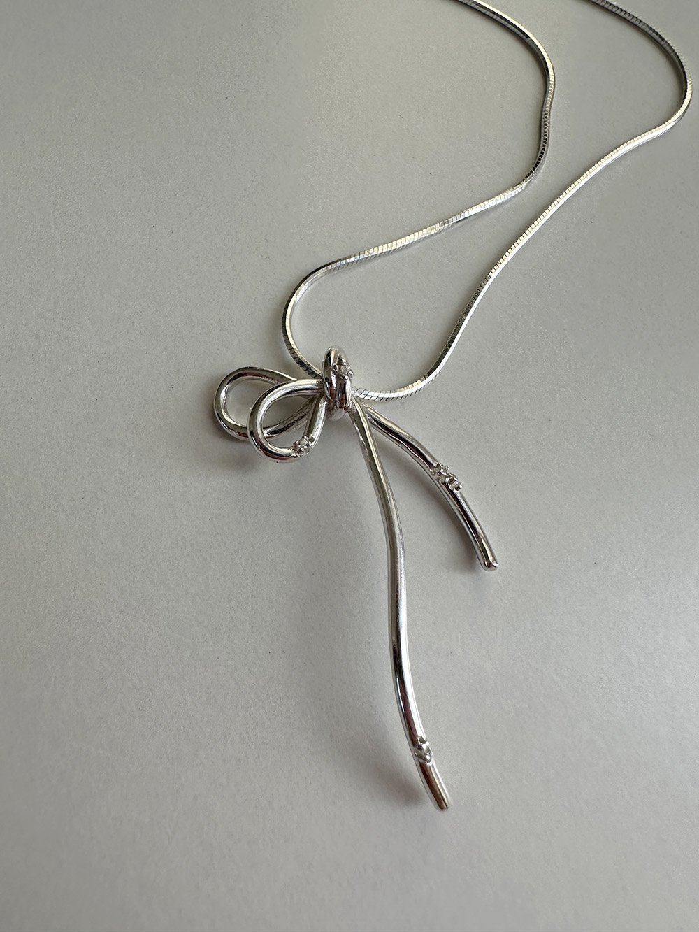 [92.5silver] Flow ribbon necklace