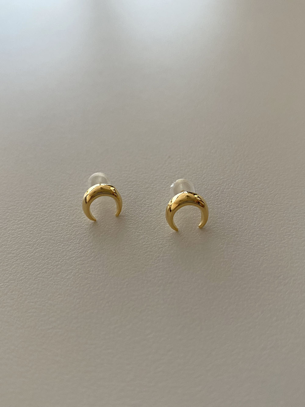 [92.5 silver] crescent earring
