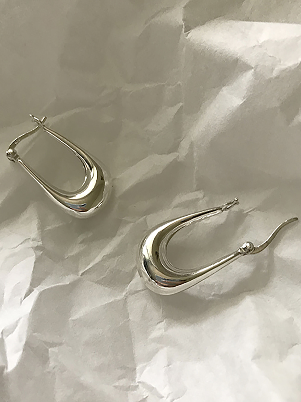 [92.5 silver] bold curve earring